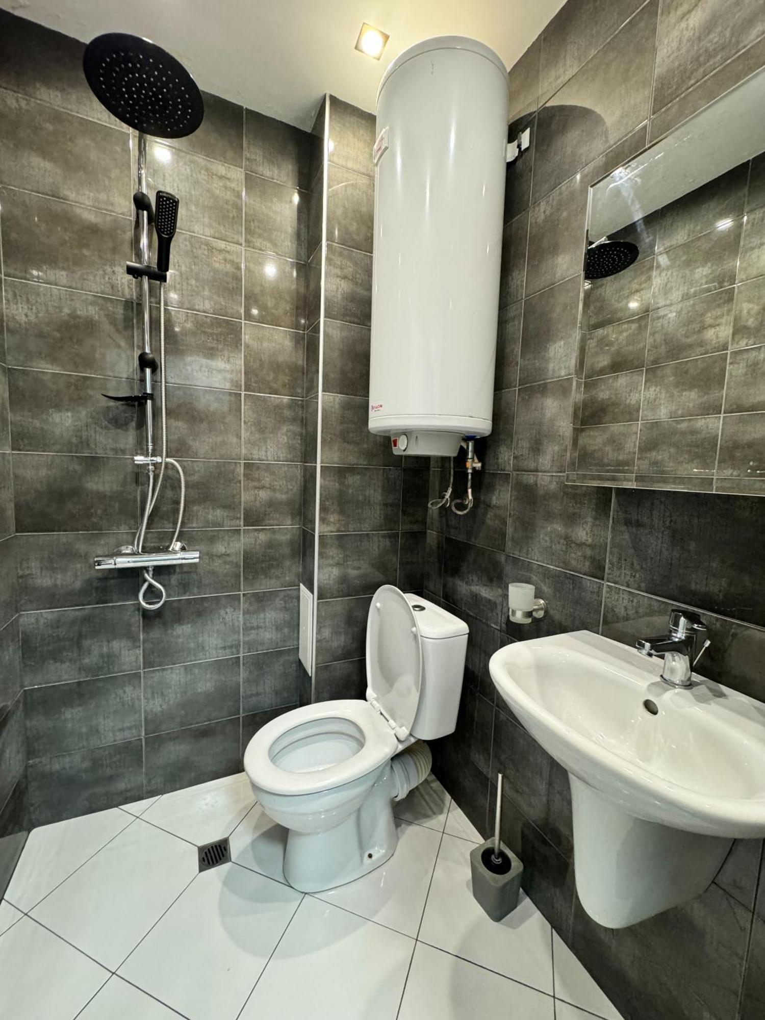 Central Studio Apartment - Varna City Dış mekan fotoğraf